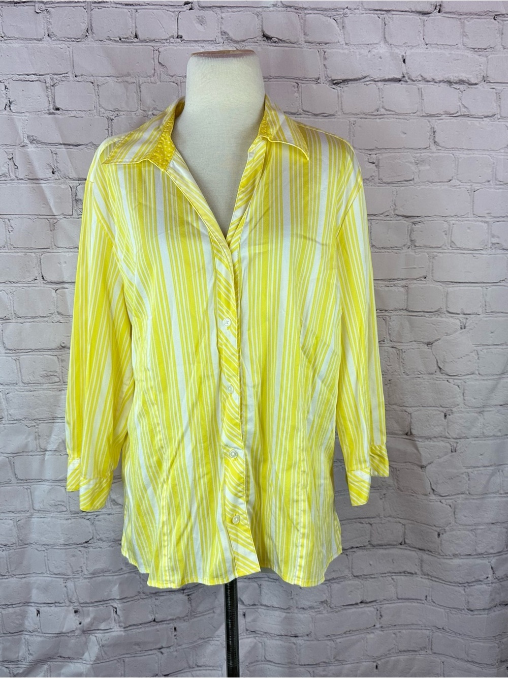 Chico's (3) bright Yellow Striped Button-Down Shirt women XL beach casual travel